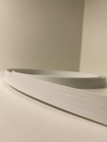 Белая древесные поры